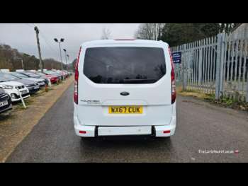 Used Ford Grand Tourneo Connect 2017 for sale - 74651118: Photo