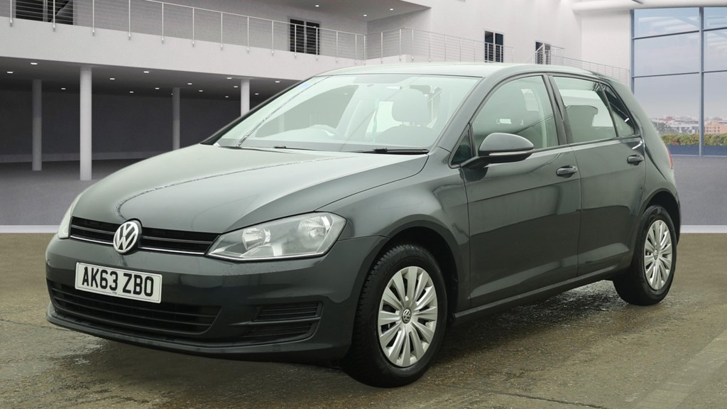 Used Volkswagen Golf 2014 for sale - 77220537: Photo 2