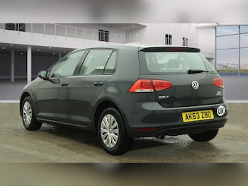 Used Volkswagen Golf 2014 for sale - 77220537: Photo