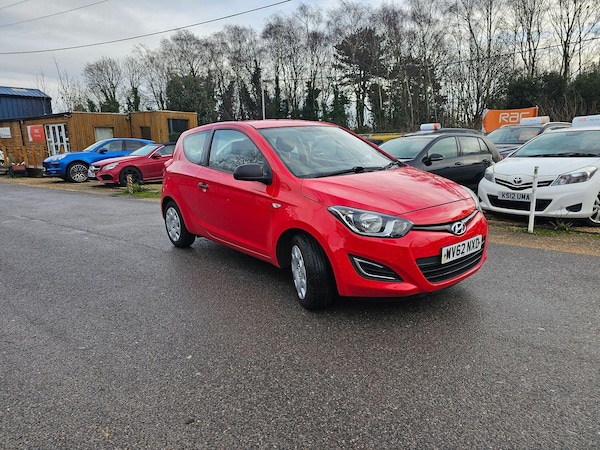 Used Hyundai i20 2012 for sale - 71109442: Photo 1