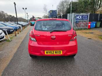 Used Hyundai i20 2012 for sale - 71109442: Photo