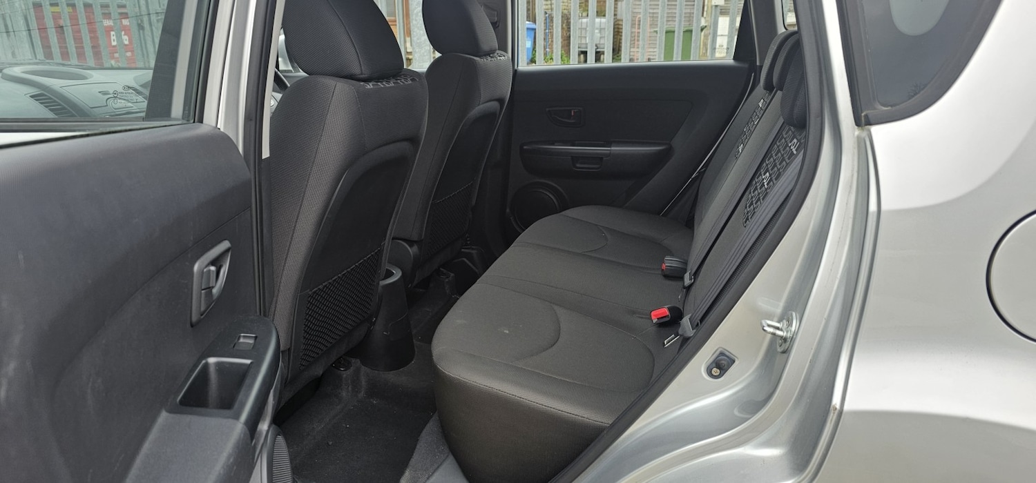 Used Kia Soul 2009 for sale - 78077869: Photo 14