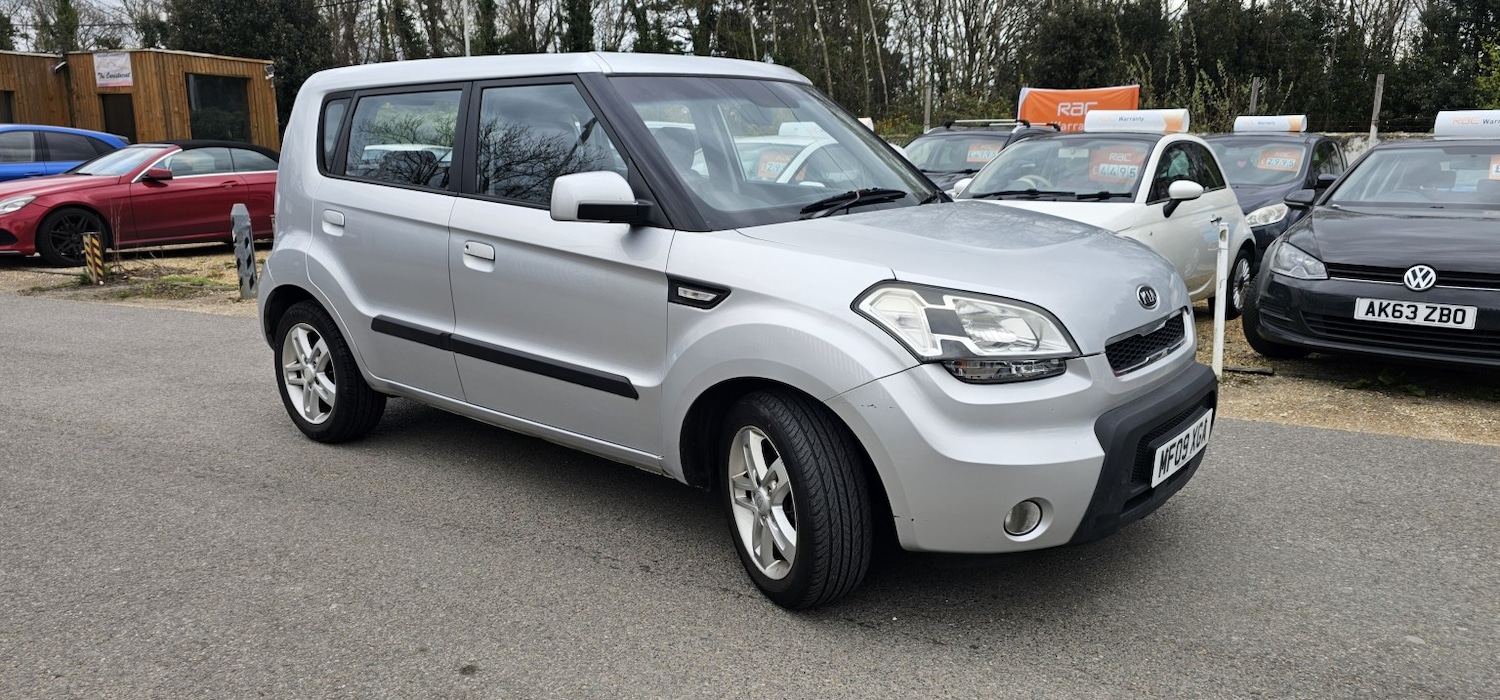 Used Kia Soul 2009 for sale - 78077869: Photo 2
