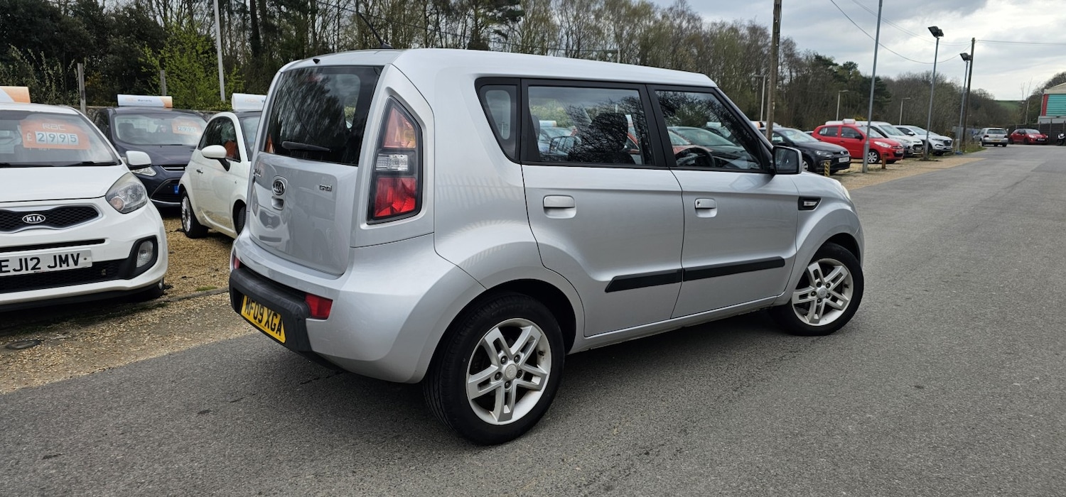 Used Kia Soul 2009 for sale - 78077869: Photo 3
