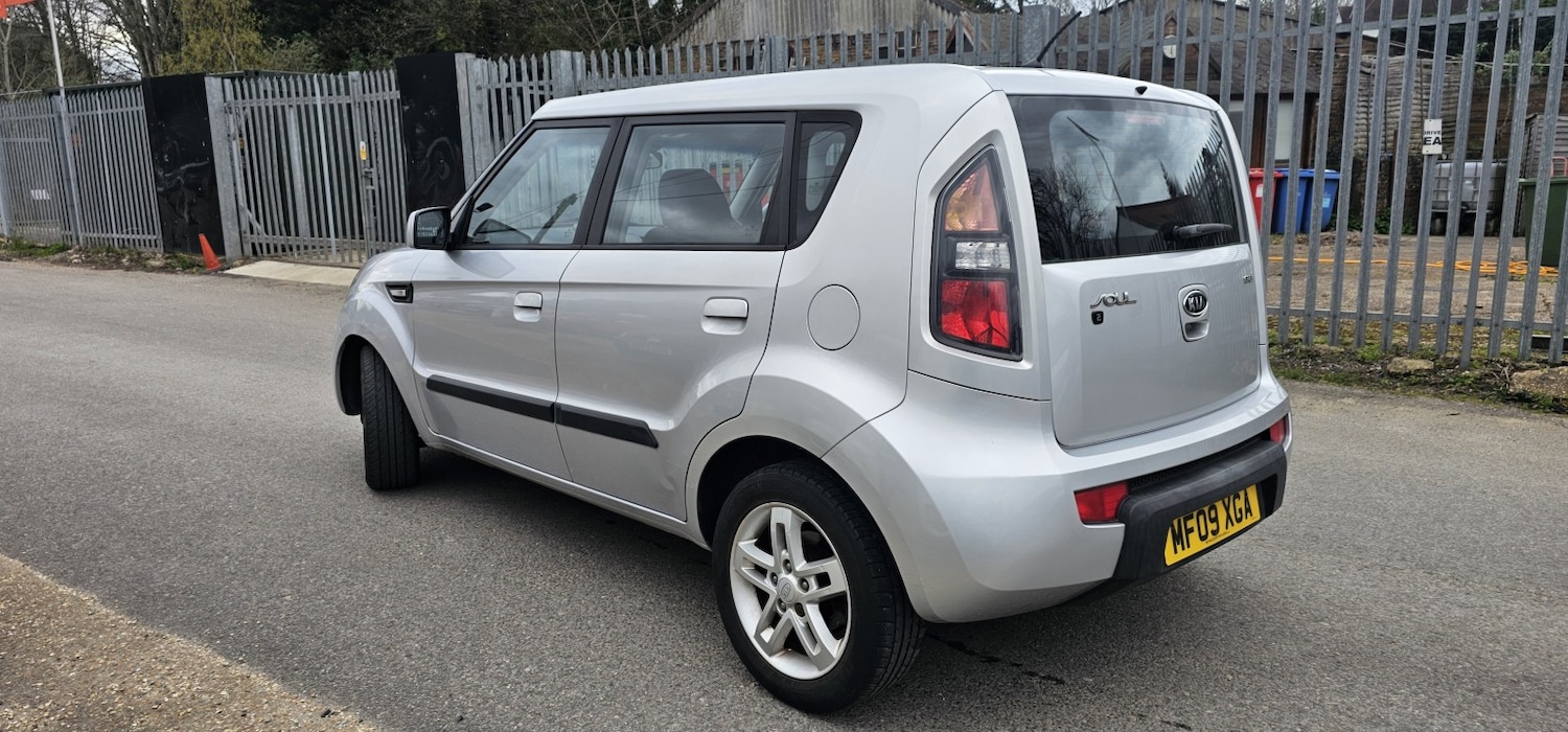 Used Kia Soul 2009 for sale - 78077869: Photo 5