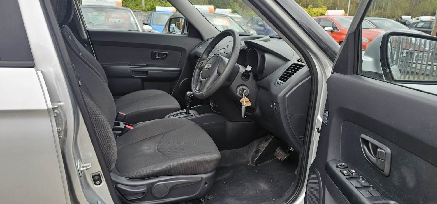 Used Kia Soul 2009 for sale - 78077869: Photo 8