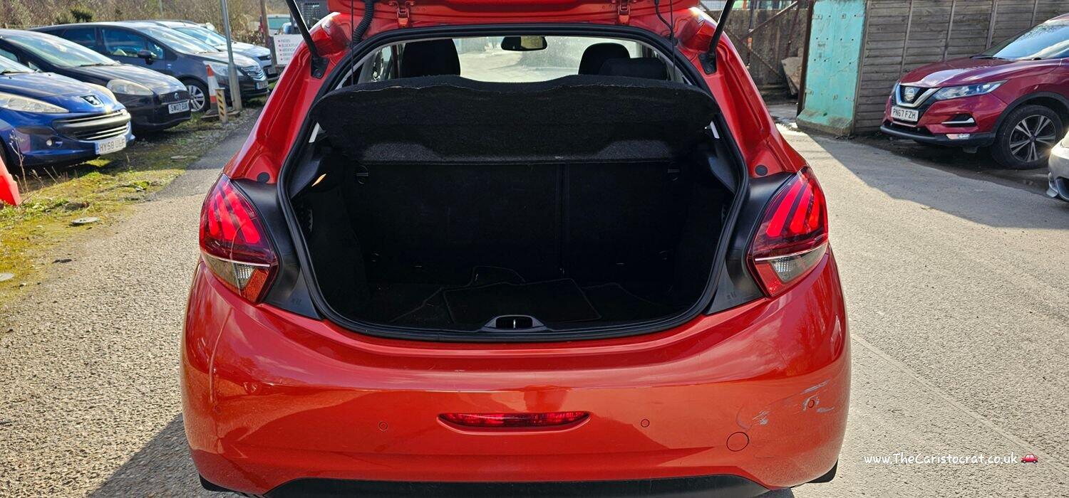 Used Peugeot 208 2015 for sale - 77349747: Photo 14