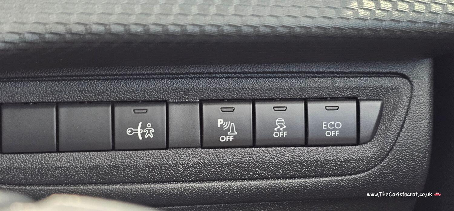 Used Peugeot 208 2015 for sale - 77349747: Photo 24