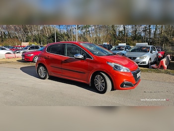 Used Peugeot 208 2015 for sale - 77349747: Photo