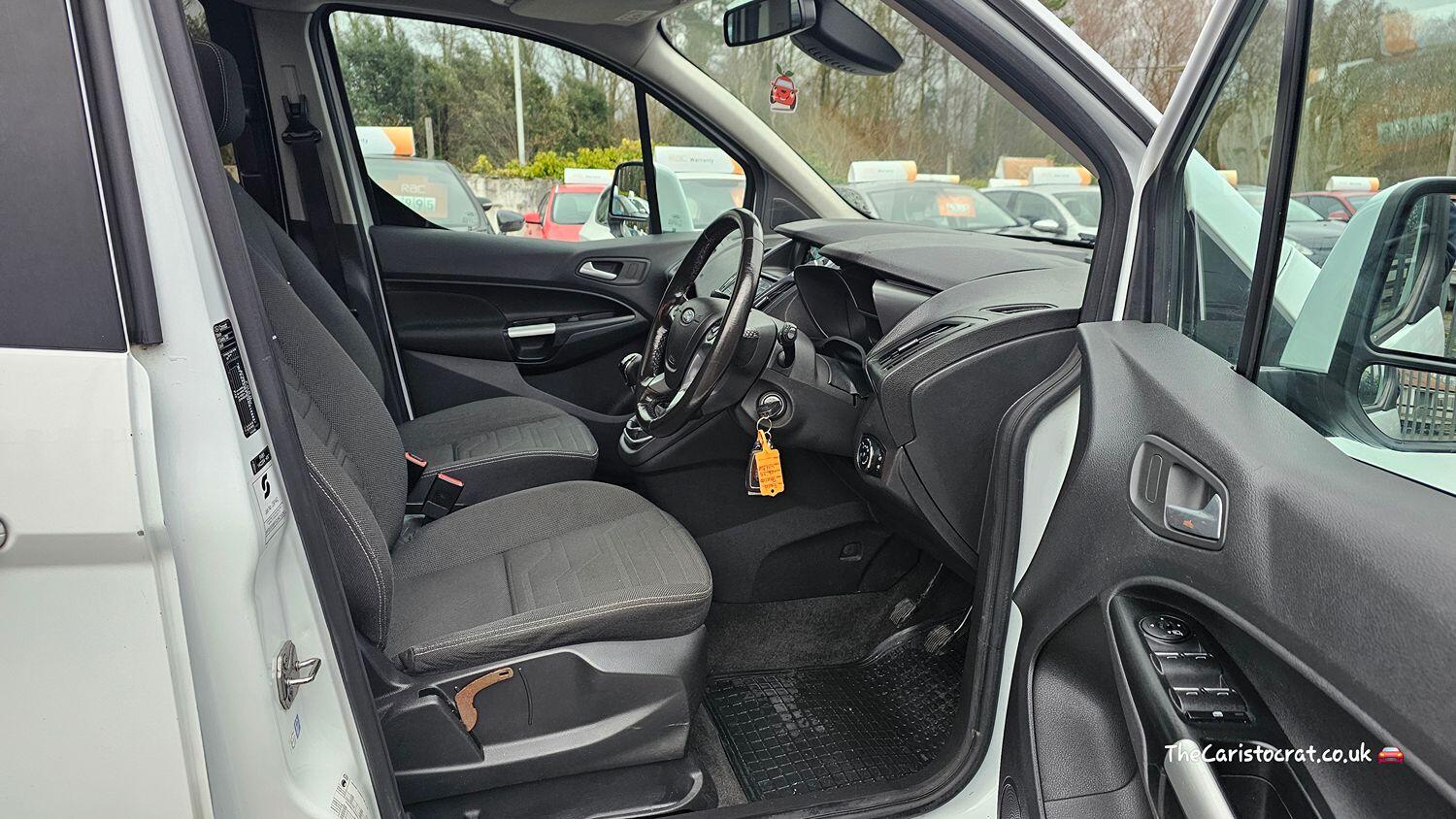 Used Ford Grand Tourneo Connect 2017 for sale - 77349746: Photo 8