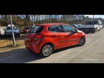 Used Peugeot 208 2015 for sale - 73715001: Photo