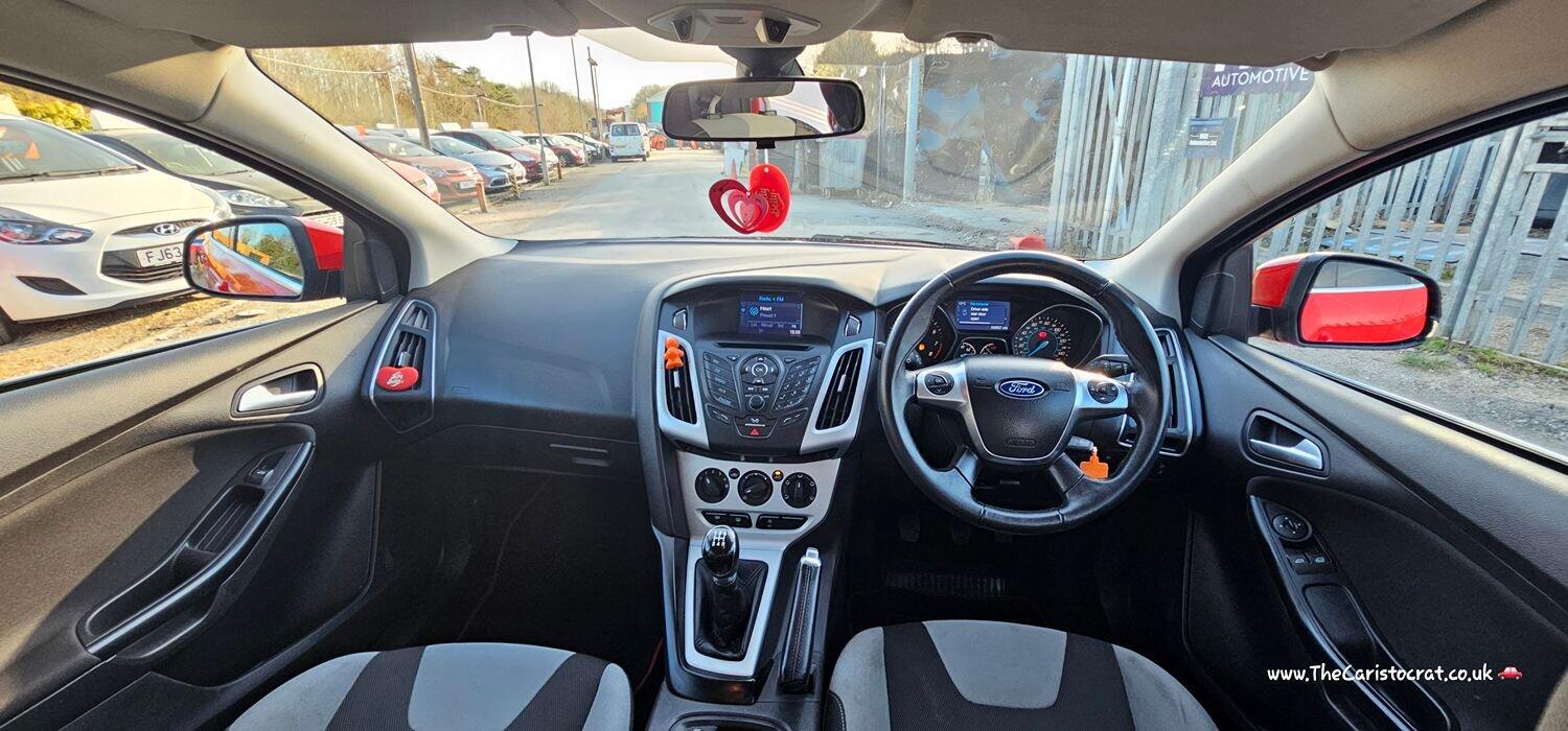 Used Ford Focus 2013 for sale - 76793799: Photo 10