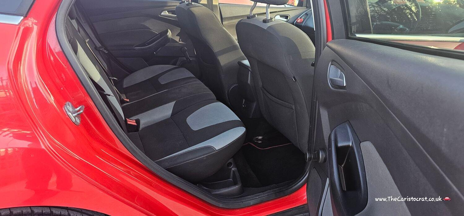 Used Ford Focus 2013 for sale - 76793799: Photo 11