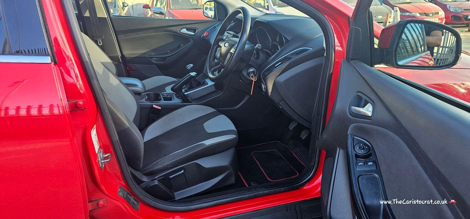 Used Ford Focus 2013 for sale - 76793799: Photo 7