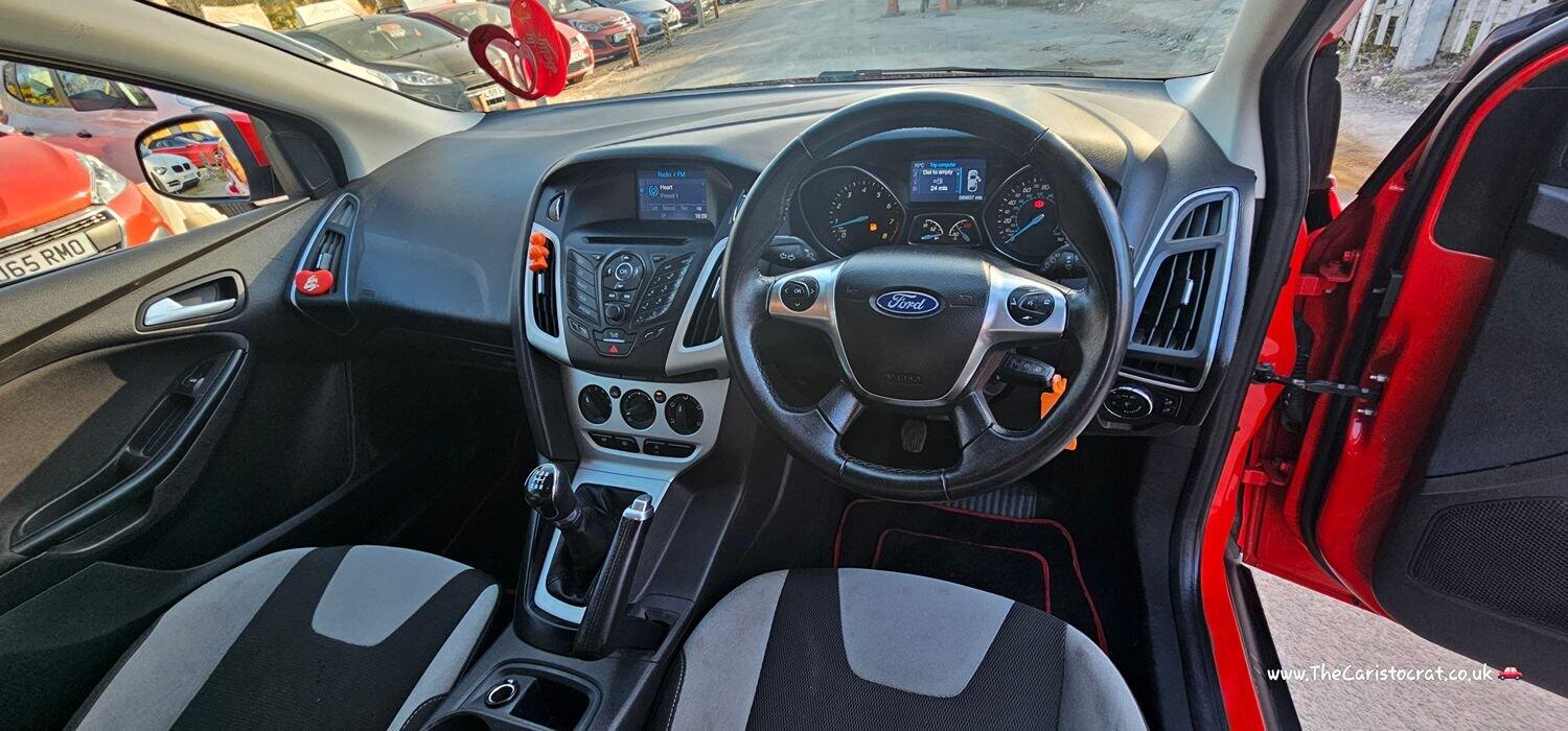 Used Ford Focus 2013 for sale - 76793799: Photo 9