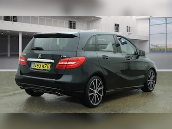 Used Mercedes-Benz B Class 2013 for sale - 77880987: Photo