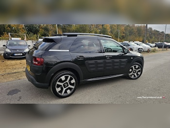 Used Citroen C4 Cactus 2016 for sale - 76497513: Photo
