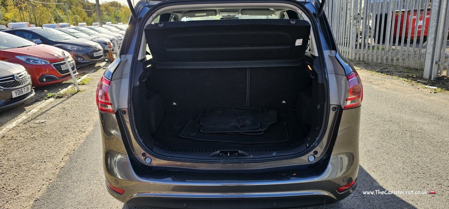 Used Ford B-MAX 2015 for sale - 76387349: Photo 13