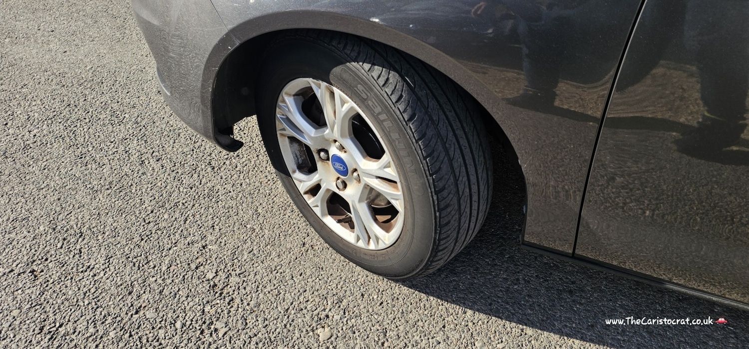 Used Ford B-MAX 2015 for sale - 76387349: Photo 16