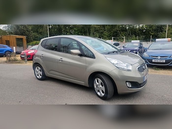 Used Kia Venga 2014 for sale - 76045667: Photo