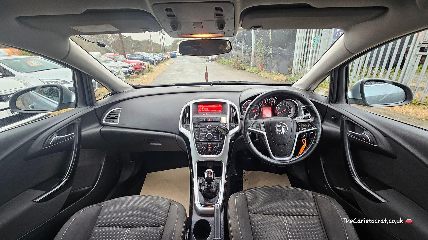 Used Vauxhall Astra 2014 for sale - 76777043: Photo 11