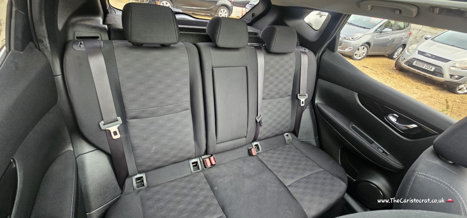 Used Nissan Qashqai 2016 for sale - 76536794: Photo 14