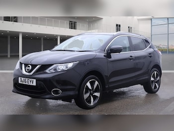 Used Nissan Qashqai 2016 for sale - 76536794: Photo