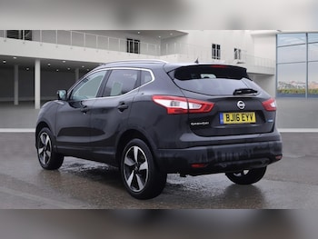 Used Nissan Qashqai 2016 for sale - 76536794: Photo