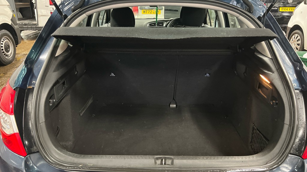 Used Citroen C4 2014 for sale - 77541639: Photo 7