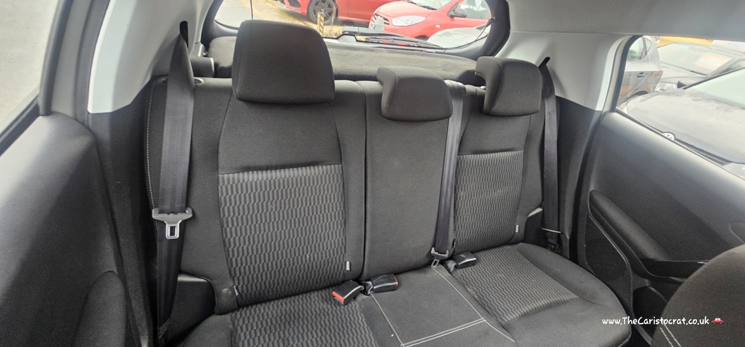 Used Peugeot 208 2016 for sale - 77349730: Photo 12