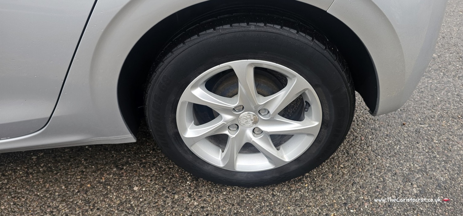 Used Peugeot 208 2016 for sale - 77349730: Photo 18