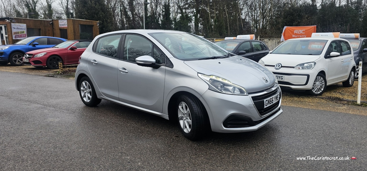 Used Peugeot 208 2016 for sale - 77349730: Photo 2