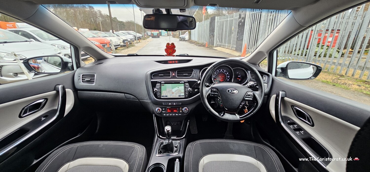 Used Kia Ceed 2013 for sale - 77349729: Photo 11