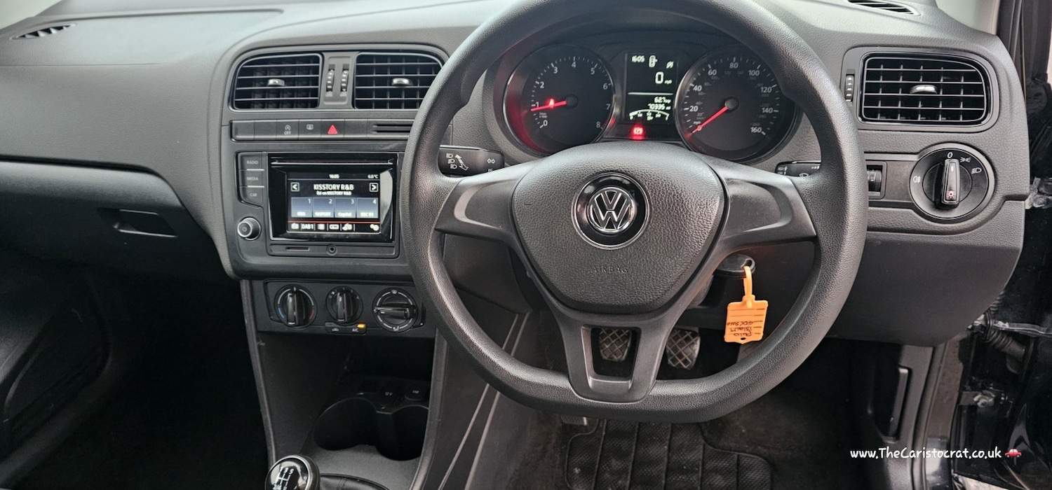 Used Volkswagen Polo 2015 for sale - 77349736: Photo 9