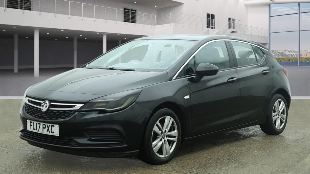 Used Vauxhall Astra 2017 for sale - 77830152: Photo 2
