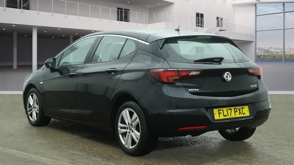 Used Vauxhall Astra 2017 for sale - 77830152: Photo 3