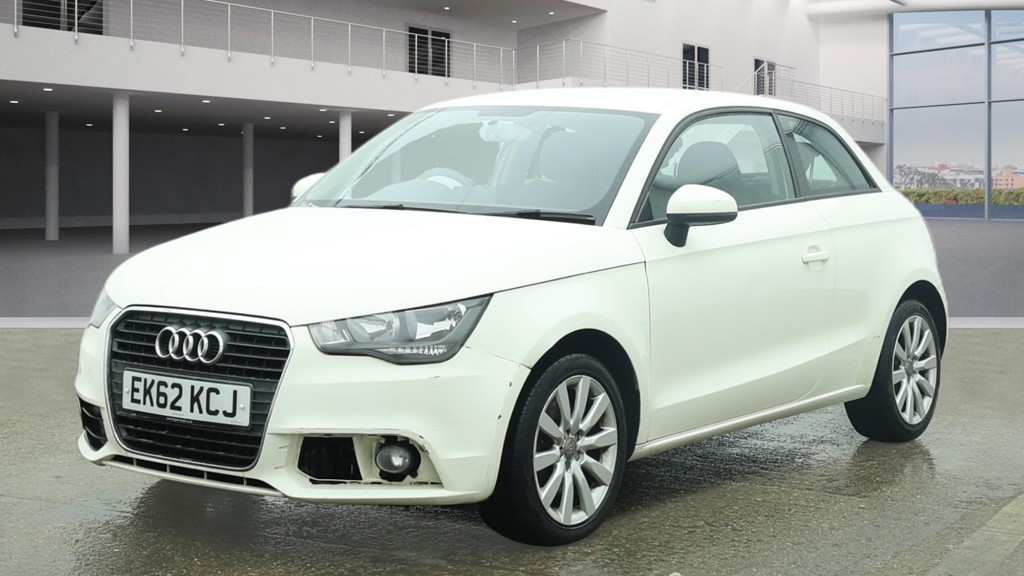 Used Audi A1 2012 for sale - 77508608: Photo 2