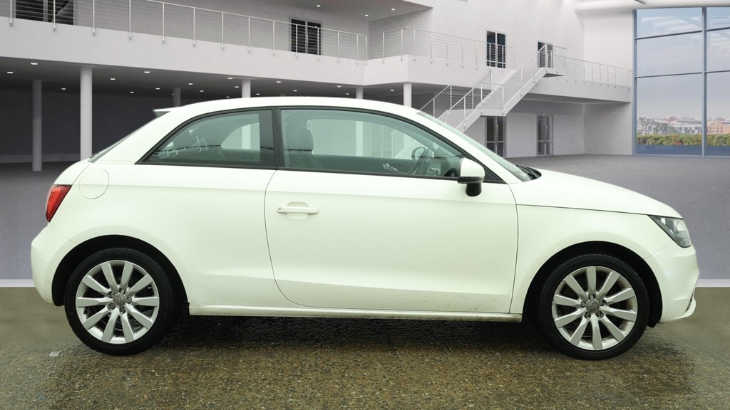 Used Audi A1 2012 for sale - 77508608: Photo 5