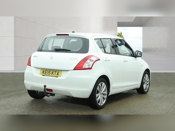 Used Suzuki Swift 2015 for sale - 79105054: Photo