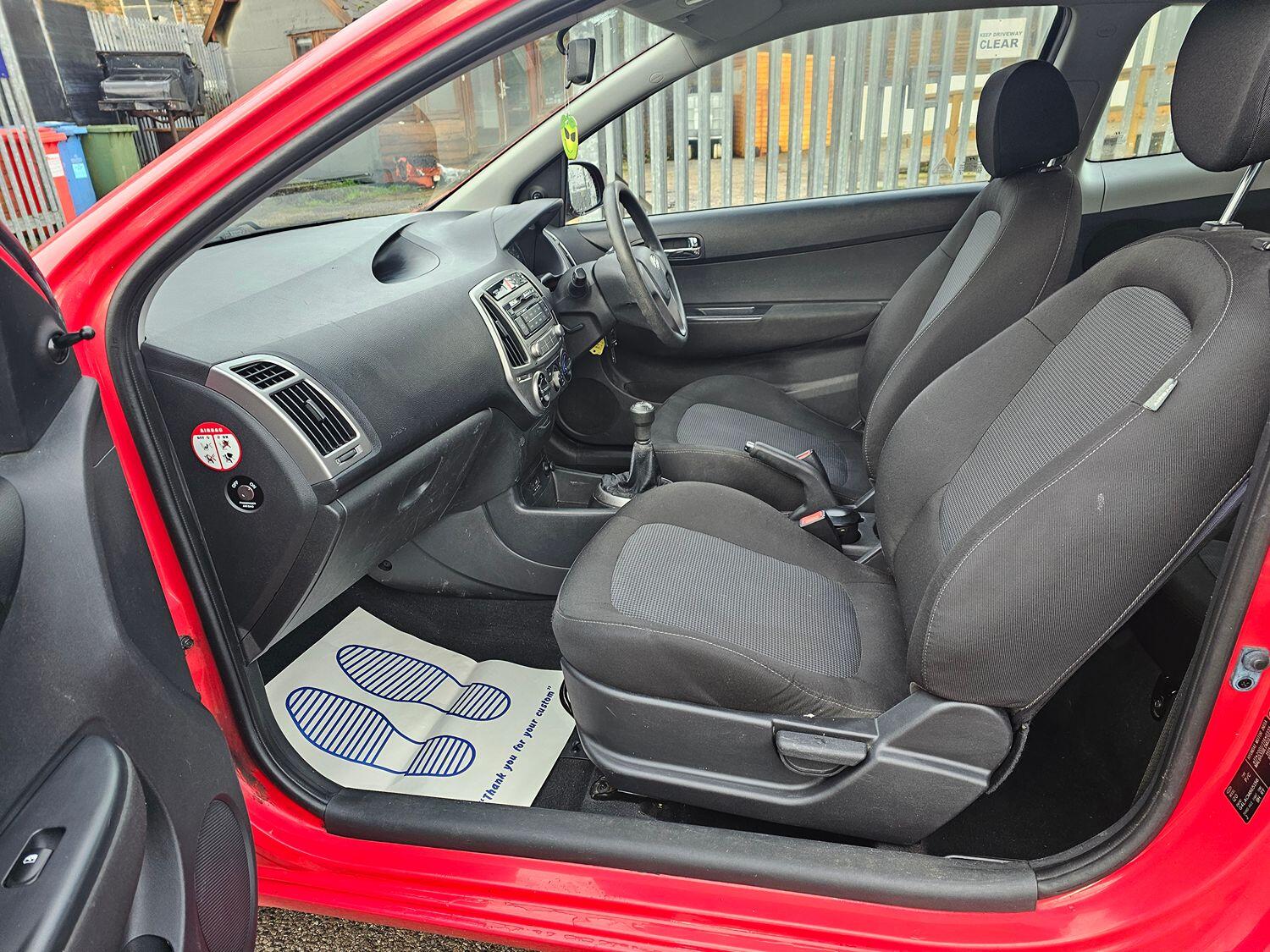 Used Hyundai i20 2012 for sale - 77349726: Photo 12