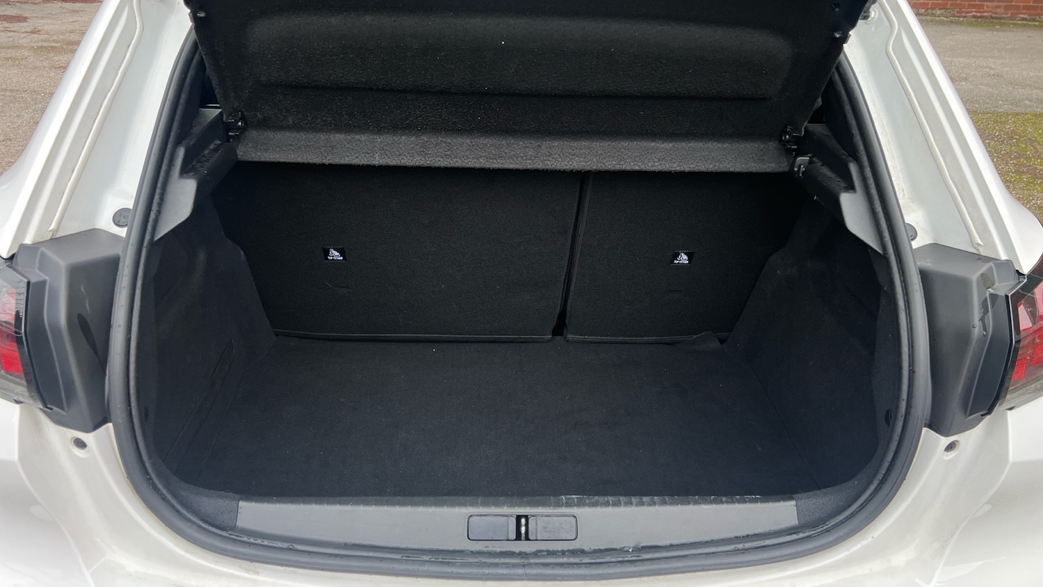 Used Peugeot 208 2022 for sale - 77332427: Photo 19