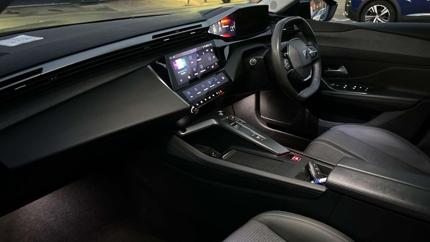 Used Peugeot 308 2023 for sale - 76410181: Photo 12