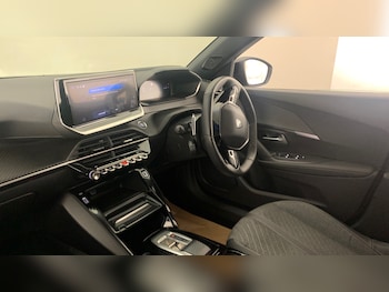 Used Peugeot 2008 2025 for sale - 79026806: Photo