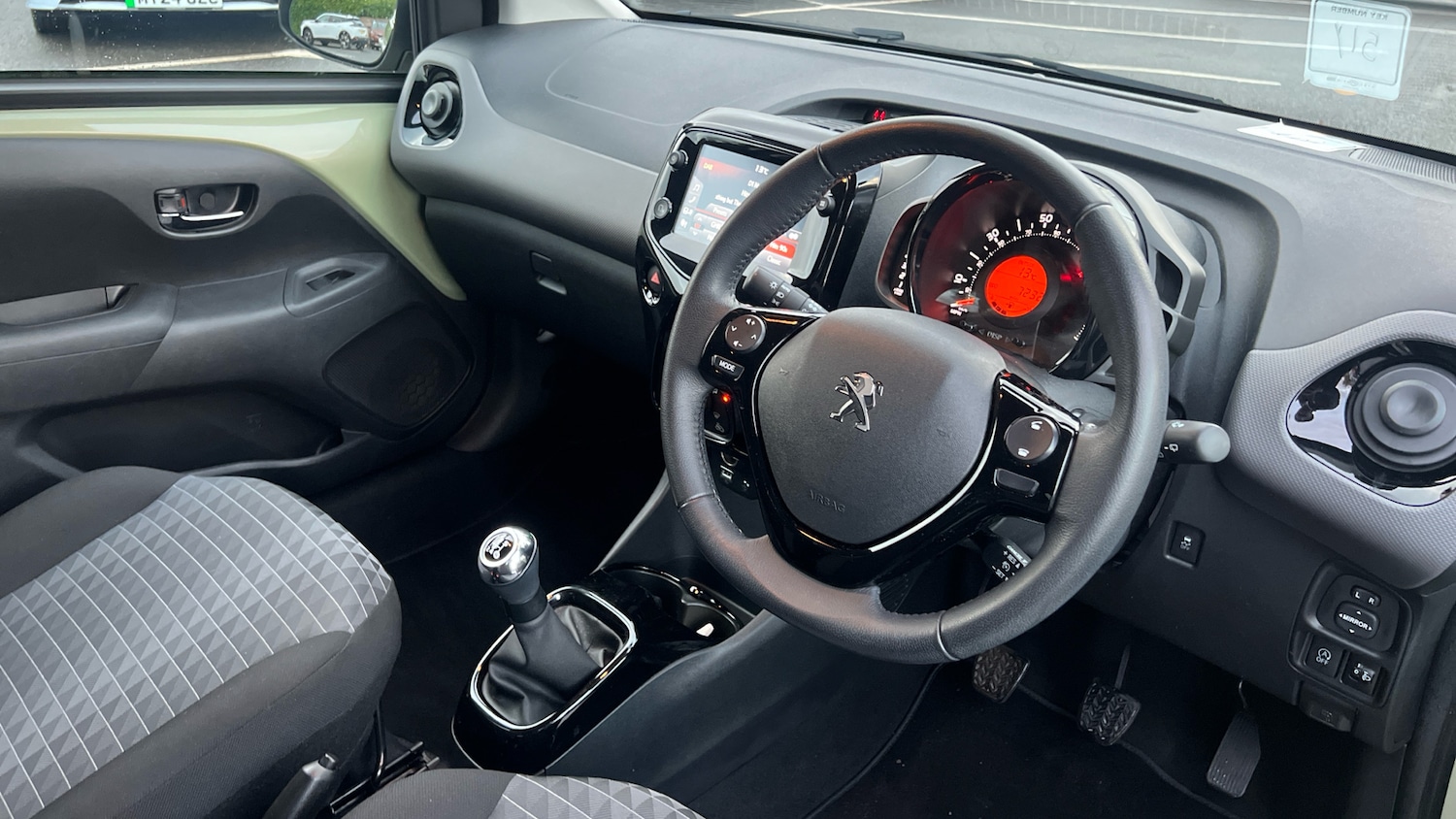 Used Peugeot 108 2022 for sale - 76307977: Photo 11