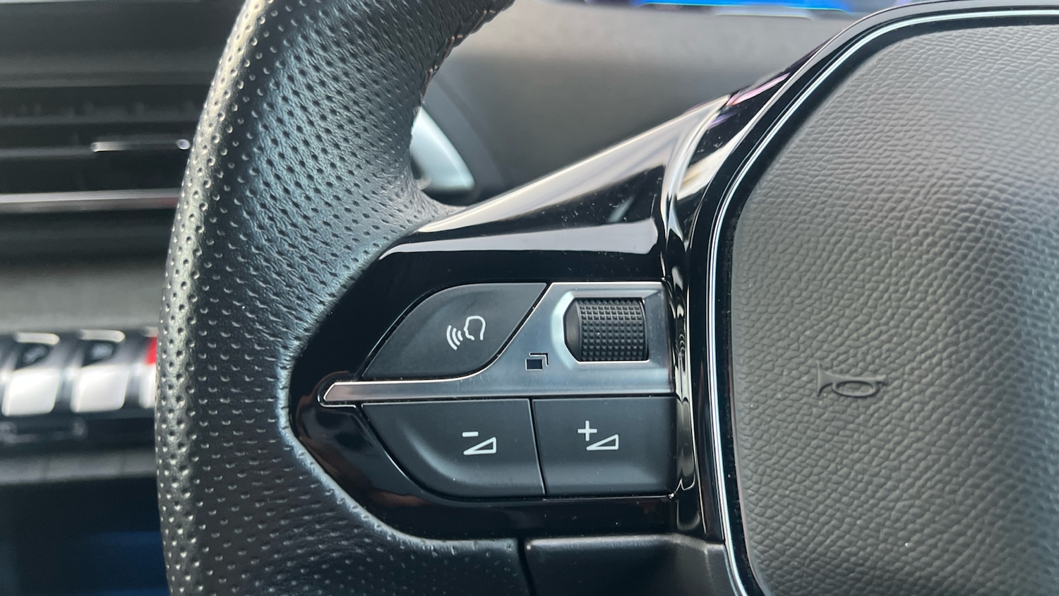 Used Peugeot 3008 2022 for sale - 76307981: Photo 23