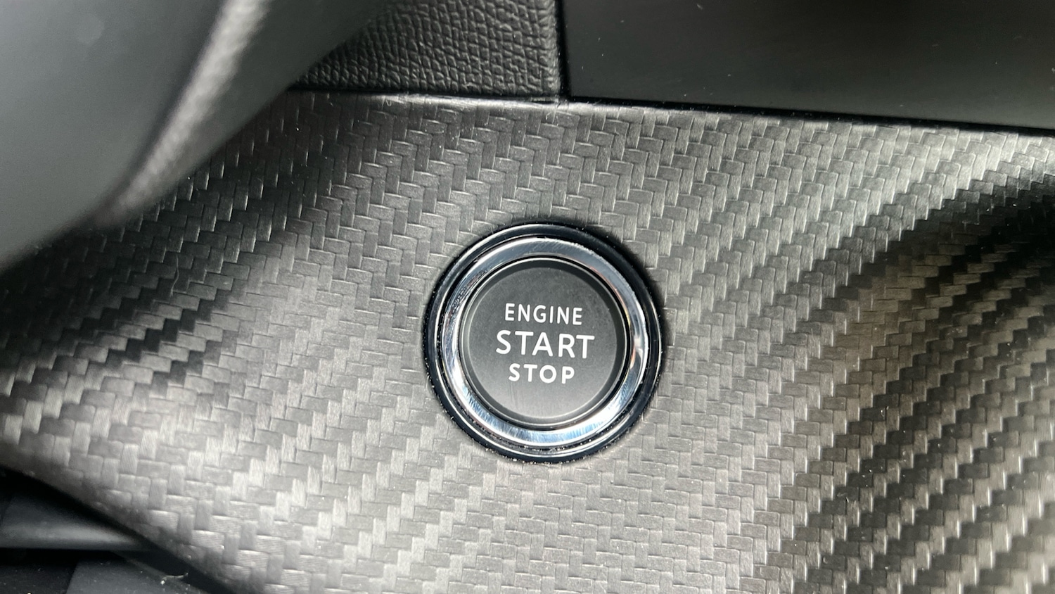 Used Peugeot 2008 2023 for sale - 76787642: Photo 38