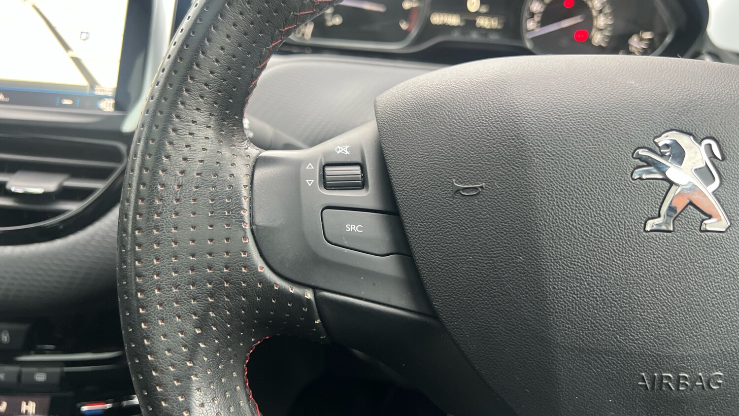 Used Peugeot 2008 2019 for sale - 76621453: Photo 24