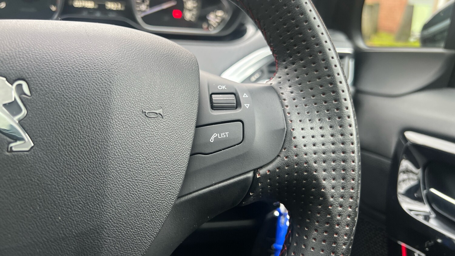 Used Peugeot 2008 2019 for sale - 76621453: Photo 25