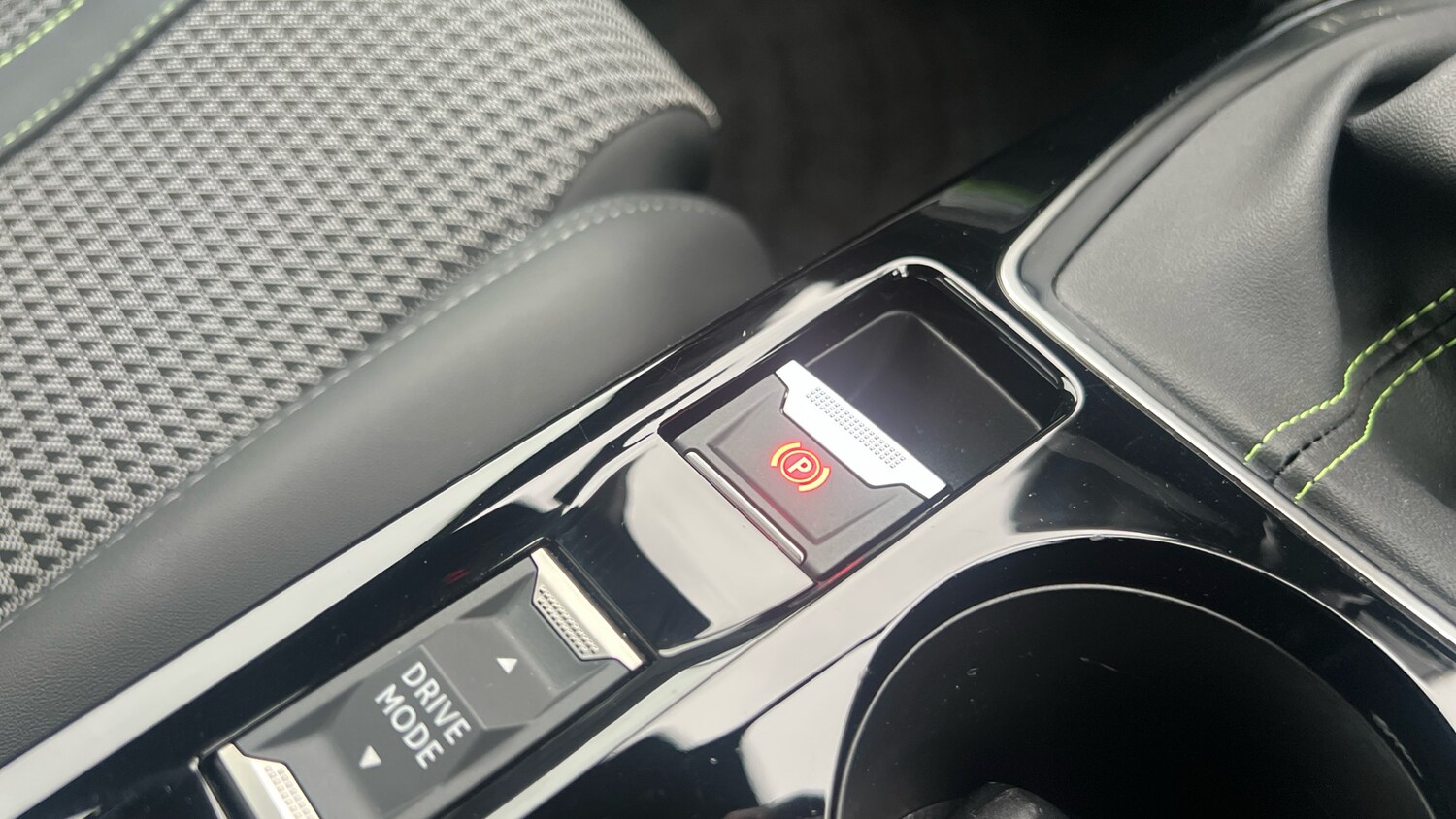 Used Peugeot 208 2022 for sale - 76285228: Photo 21