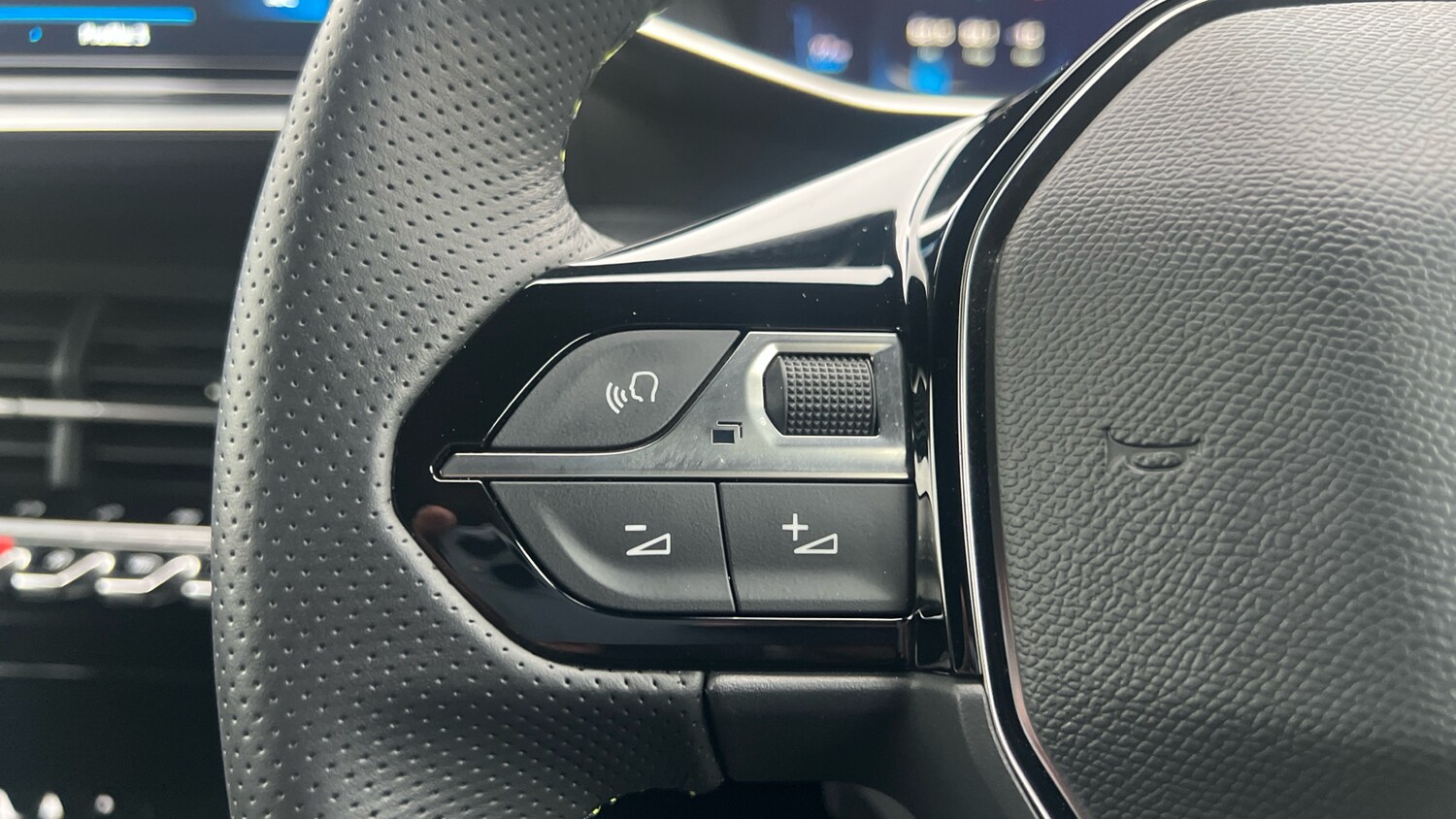 Used Peugeot 208 2022 for sale - 76285228: Photo 23